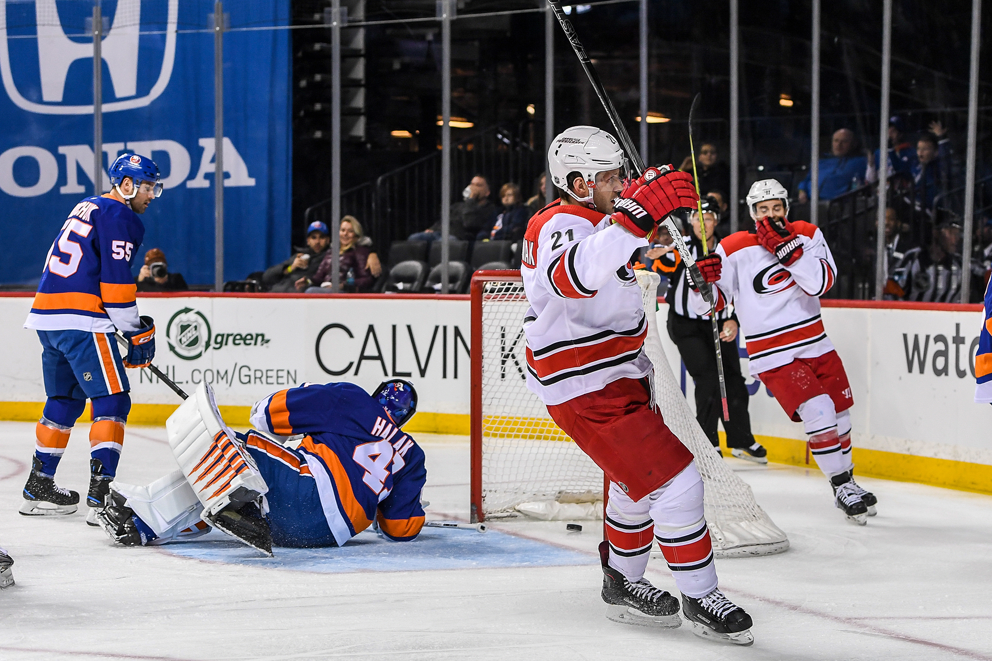 Mar 18, 2018; Brooklyn, NY, USA; Carolina Hurricanes right wing Lee Stempniak (21) celebrates his goal against the New York Islanders during the first period at Barclays Center. Mandatory Credit: Dennis Schneidler-USA TODAY Sports