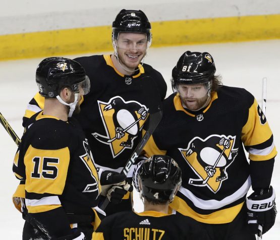 Jamie Oleksiak, Phil Kessel, Riley Sheahan