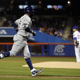 MLB: Milwaukee Brewers at New York Mets