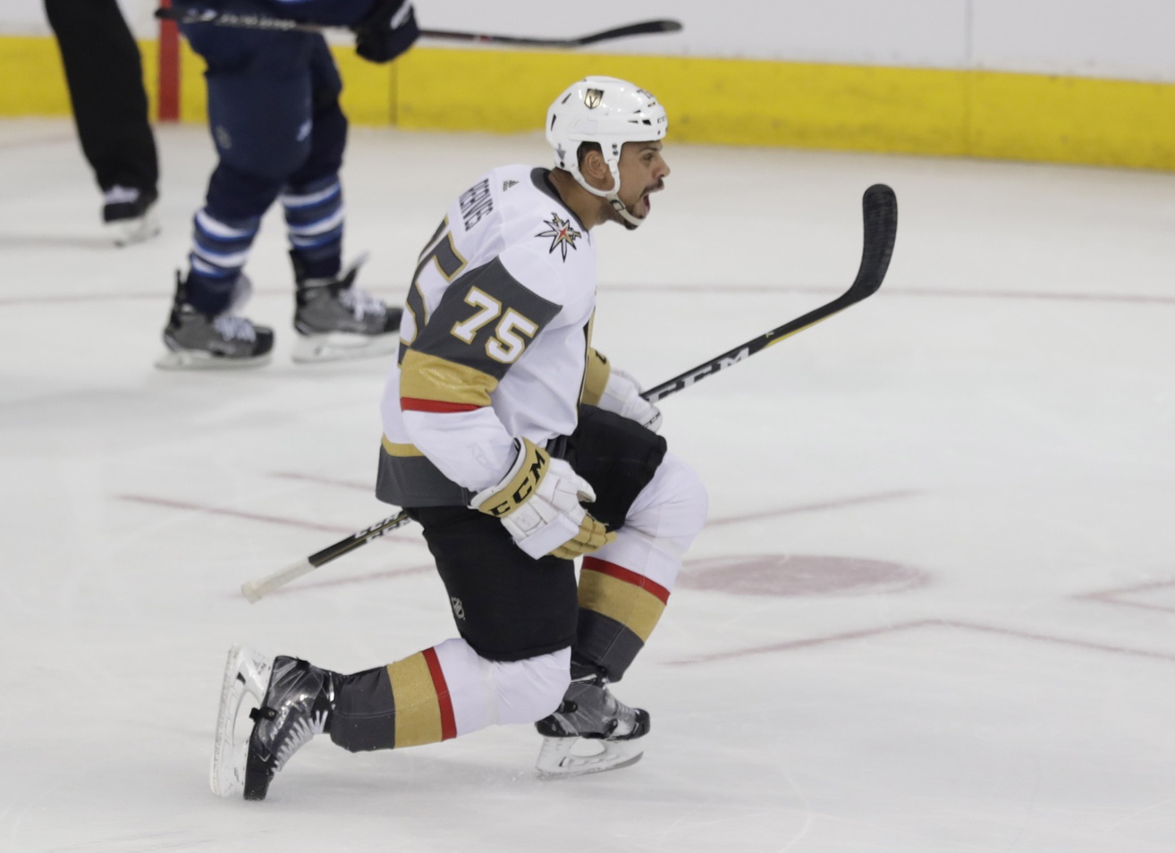 Reaves