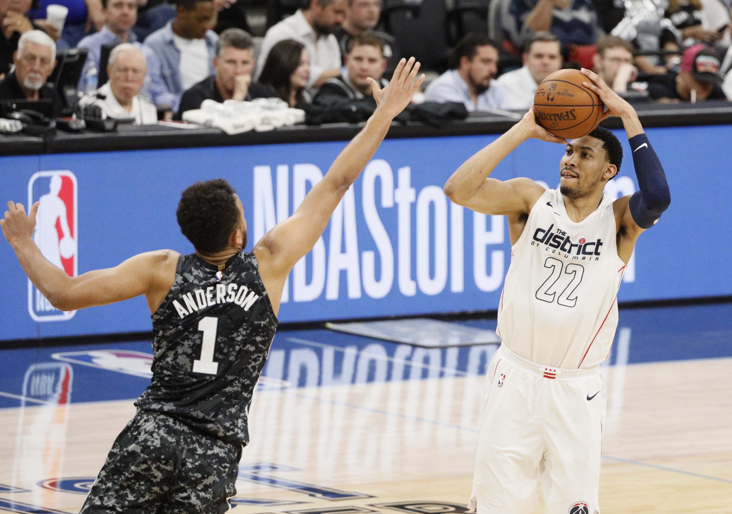 NBA: Washington Wizards at San Antonio Spurs