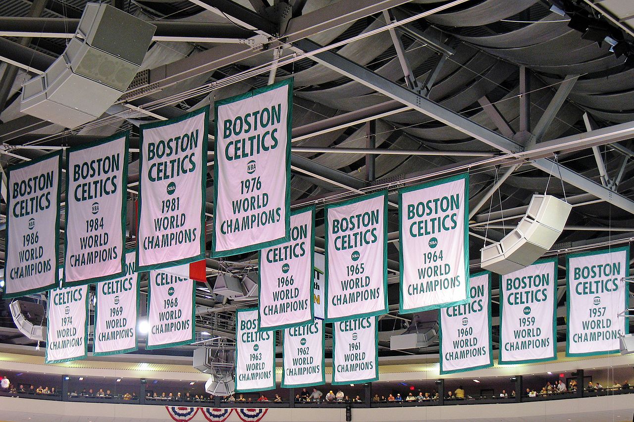 1280px-BostonCelticsChampionshipBanners