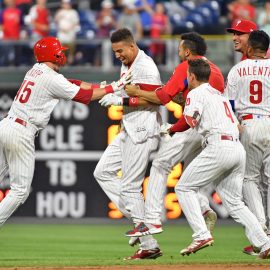Phillies walk-off win vs. Cardinals
