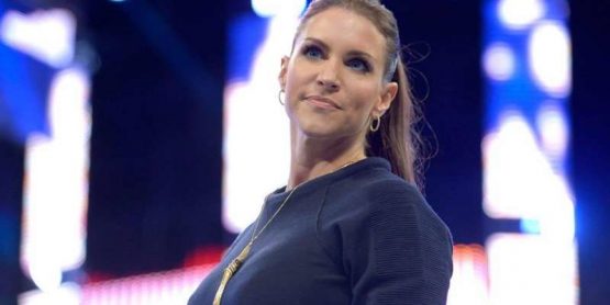 Stephanie-McMahon-800x400