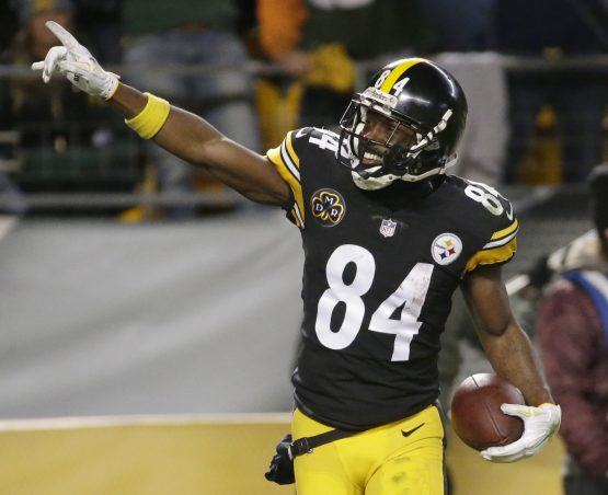 NFL: Green Bay Packers at Pittsburgh Steelers