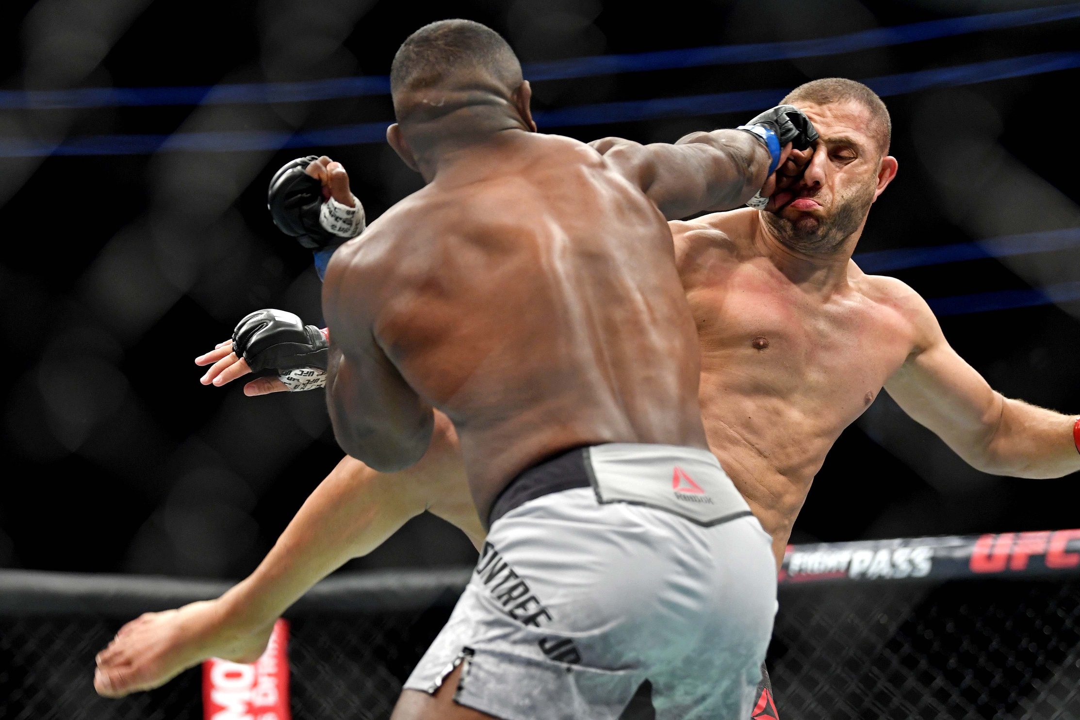 khalil rountree knocks out gokhan saki