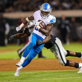 NFL: Detroit Lions at Oakland Raiders