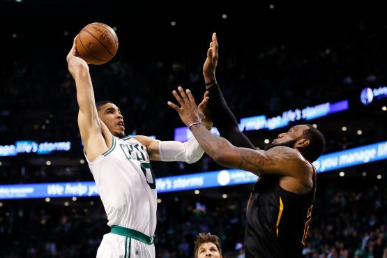 tatum dunk on lebron