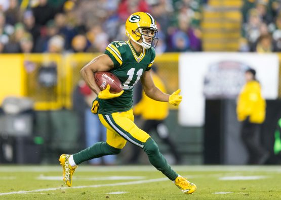 NFL: Detroit Lions at Green Bay Packers