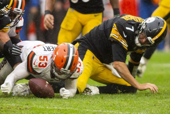 NFL: Pittsburgh Steelers at Cleveland Browns