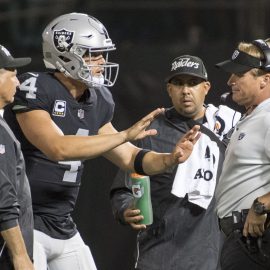 NFL: Los Angeles Rams at Oakland Raiders