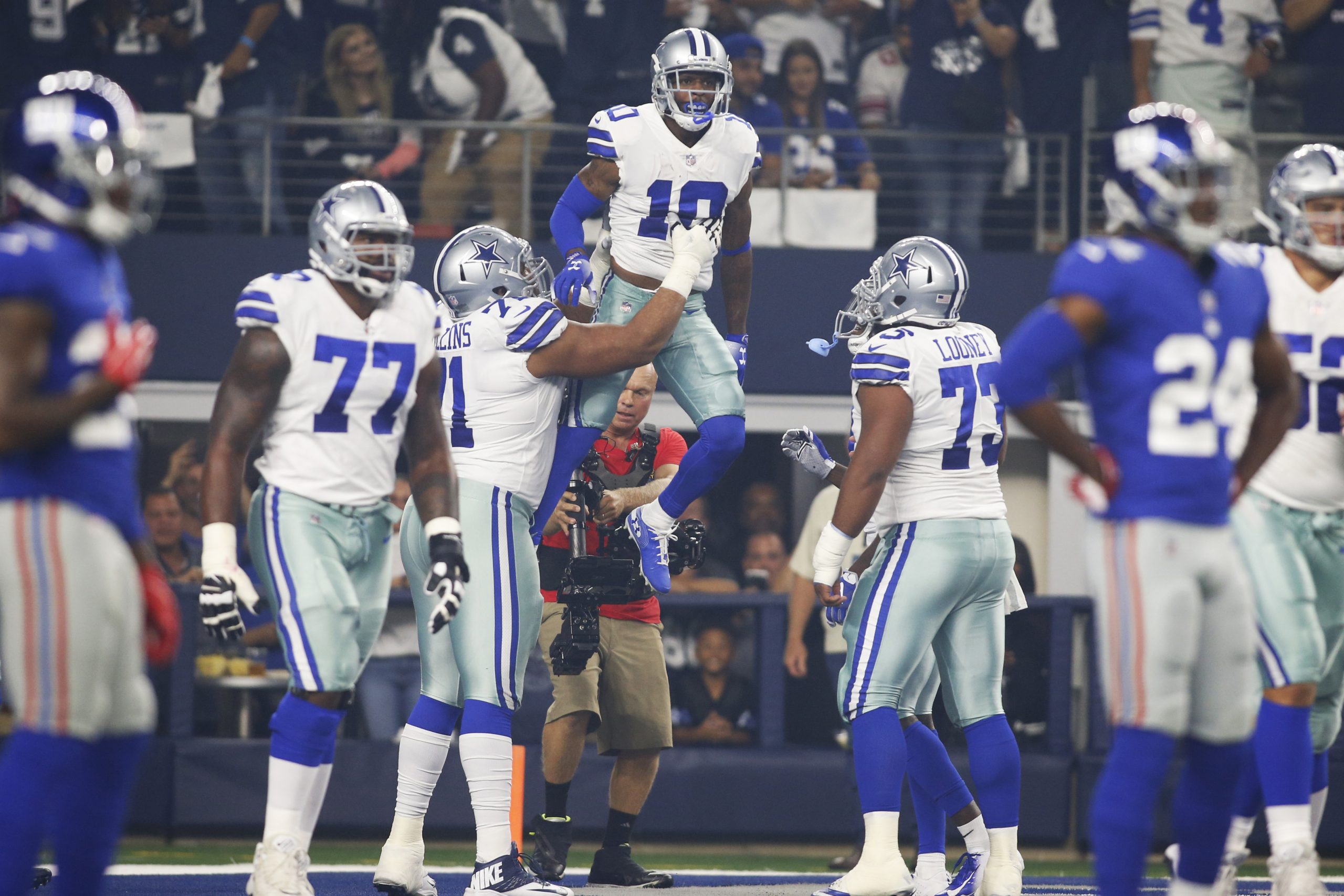 NFL: New York Giants at Dallas Cowboys