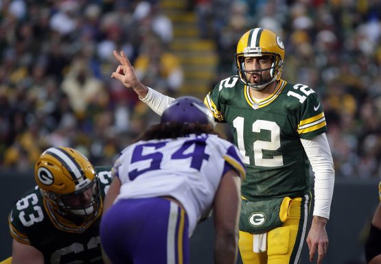 NFL: Minnesota Vikings at Green Bay Packers