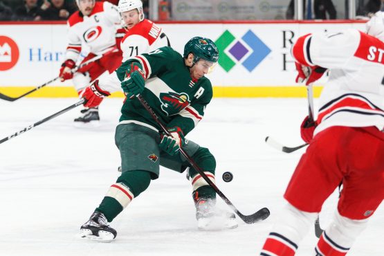 NHL: Carolina Hurricanes at Minnesota Wild