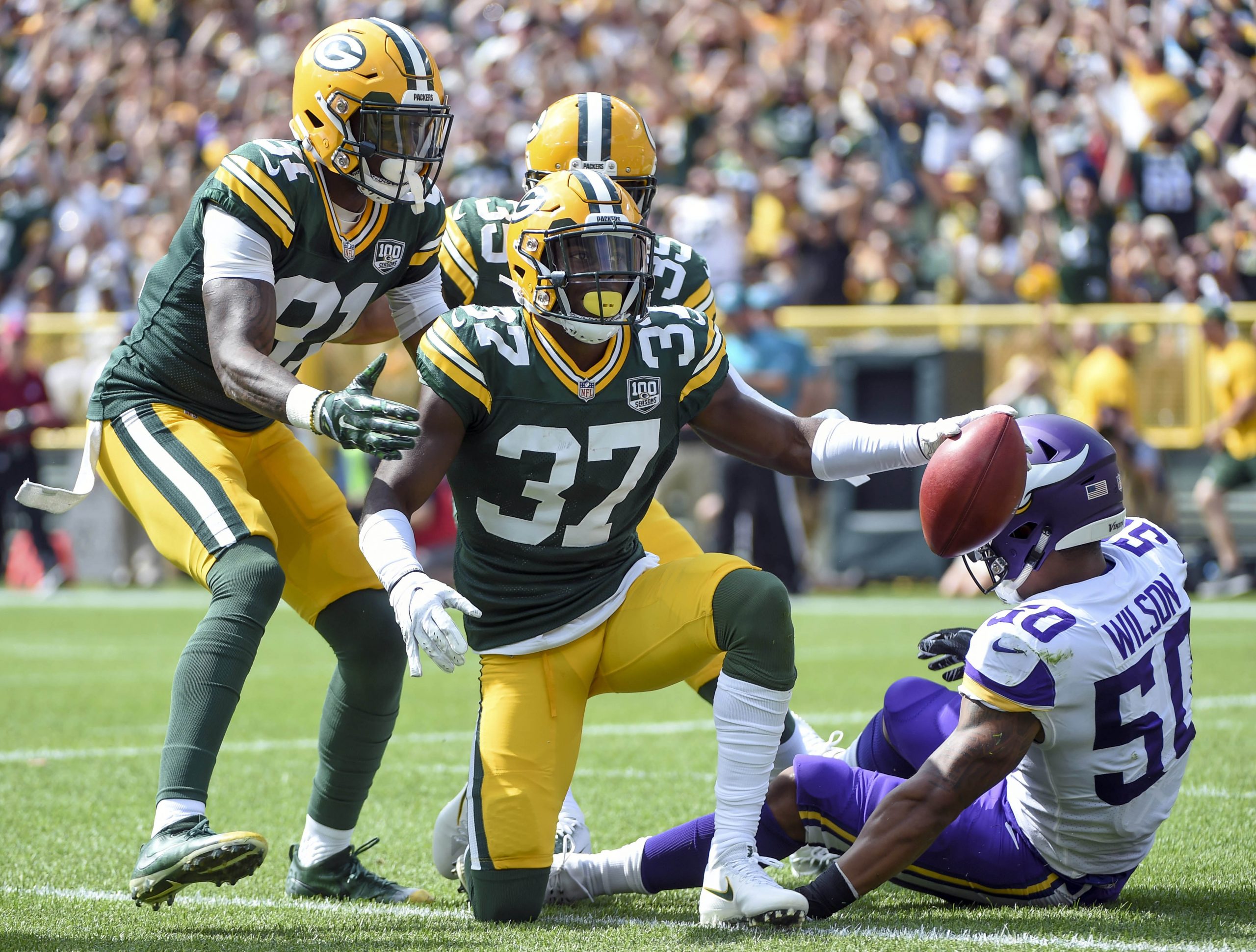 NFL: Minnesota Vikings at Green Bay Packers