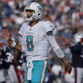 NFL: Miami Dolphins at New England Patriots