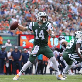NFL: Denver Broncos at New York Jets