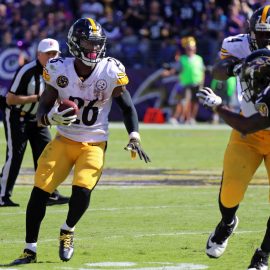 NFL: Pittsburgh Steelers at Baltimore Ravens