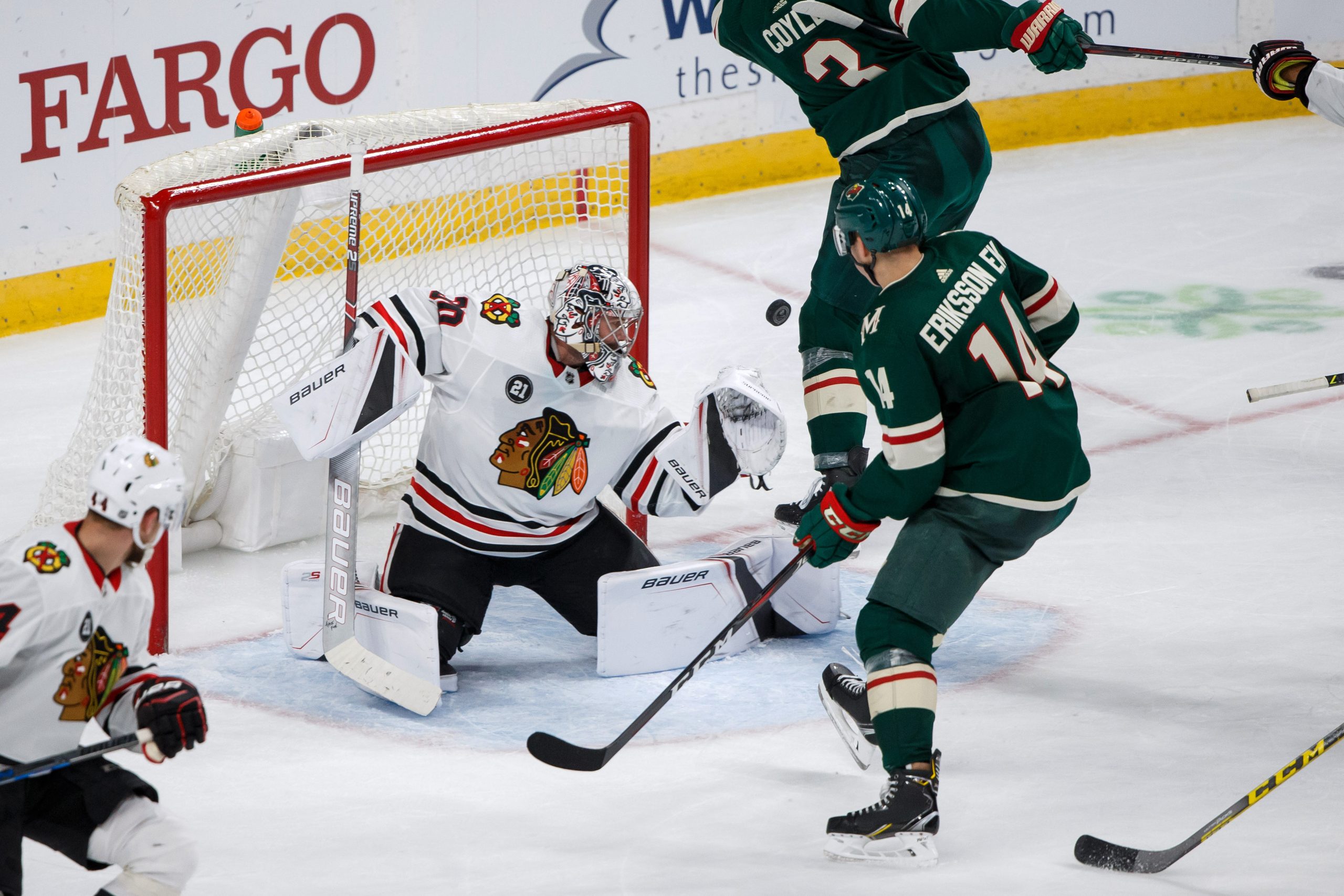 NHL: Chicago Blackhawks at Minnesota Wild