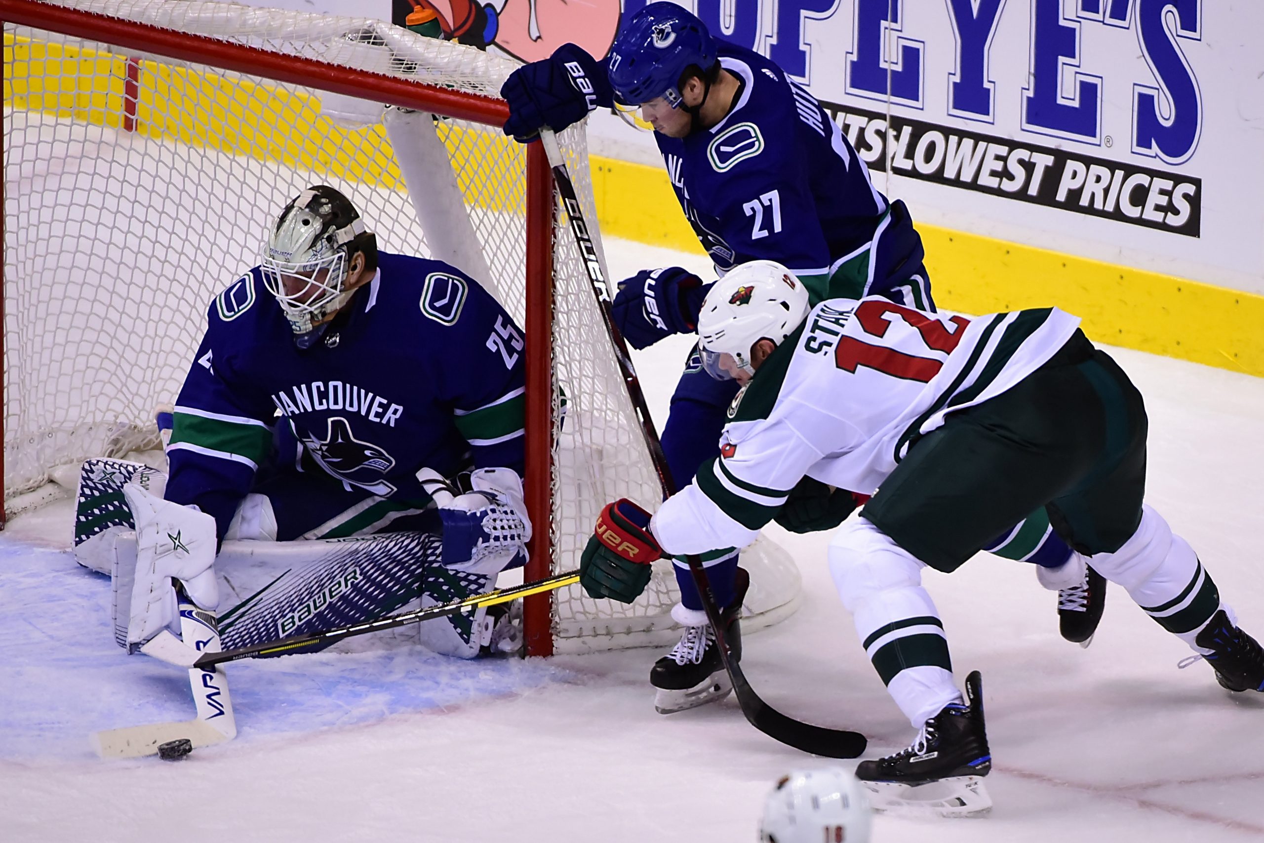 NHL: Minnesota Wild at Vancouver Canucks