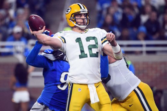 NFL: Green Bay Packers at Detroit Lions