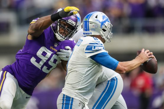 NFL: Detroit Lions at Minnesota Vikings