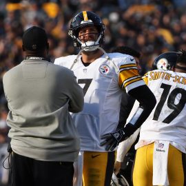 NFL: Pittsburgh Steelers at Oakland Raiders