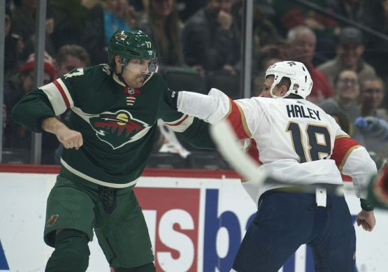 NHL: Florida Panthers at Minnesota Wild