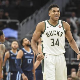 NBA: Memphis Grizzlies at Milwaukee Bucks