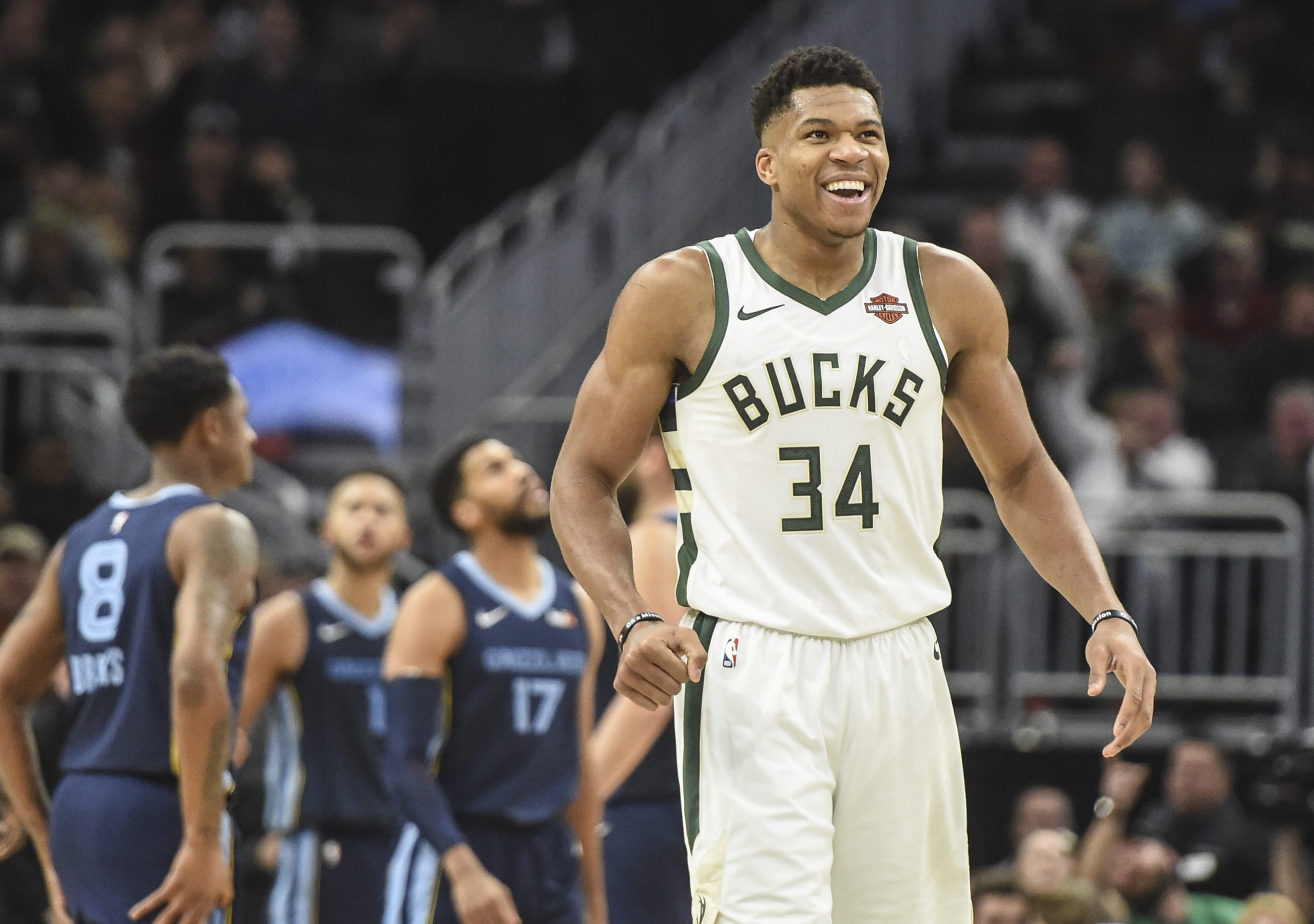 NBA: Memphis Grizzlies at Milwaukee Bucks