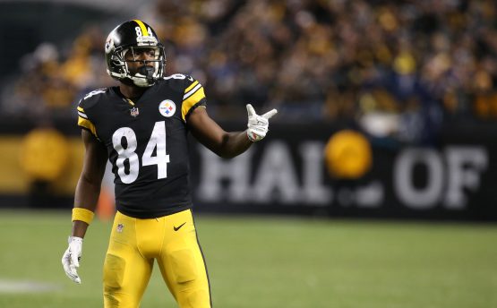 NFL: Los Angeles Chargers at Pittsburgh Steelers