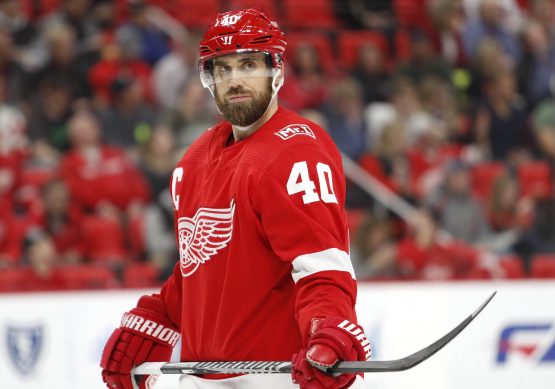 NHL: New York Islanders at Detroit Red Wings