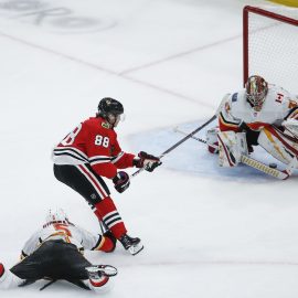 NHL: Calgary Flames at Chicago Blackhawks