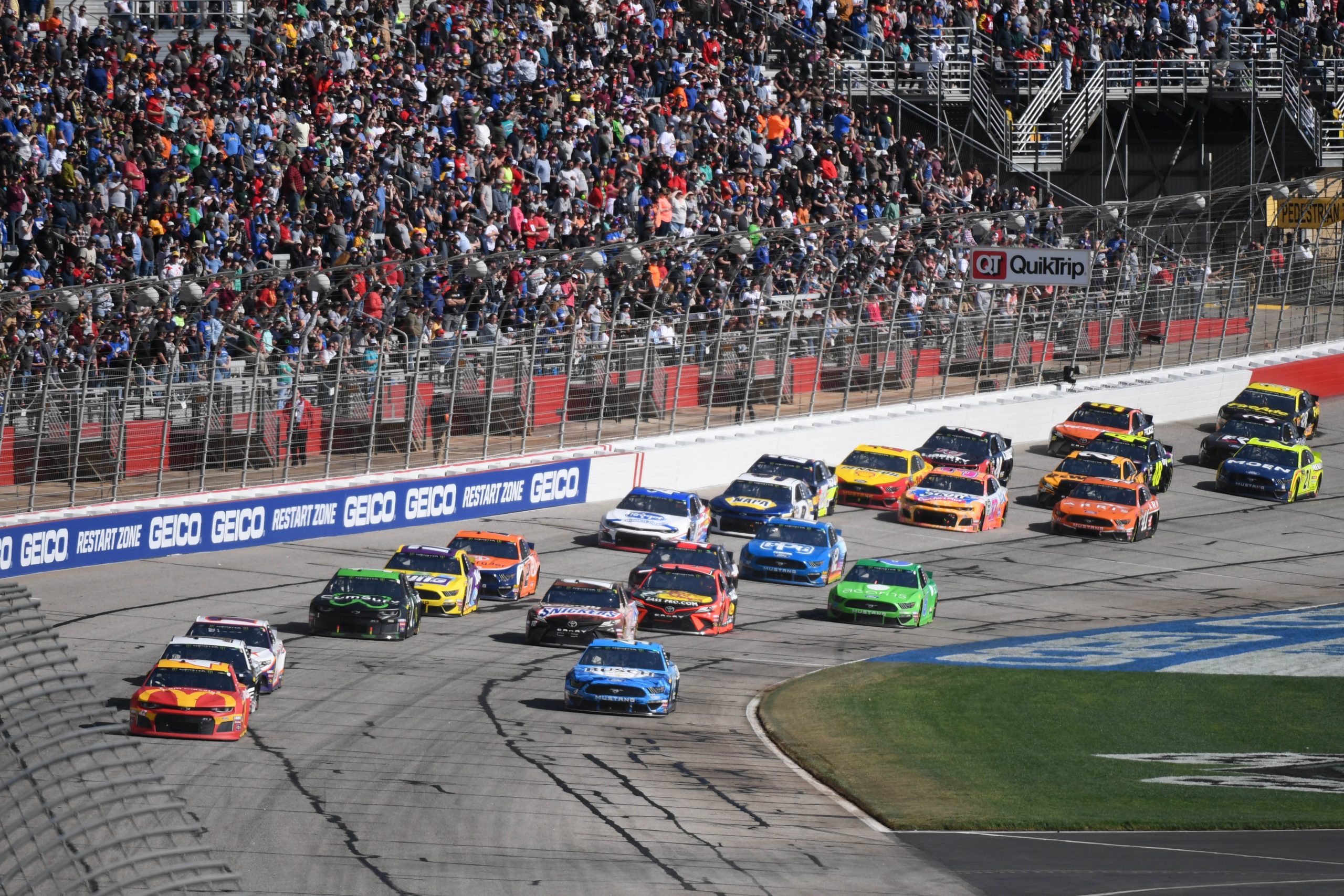 NASCAR: Folds of Honor QuikTrip 500