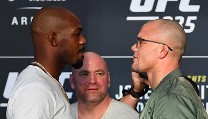 Jon-Jones-Anthony-Smith-1