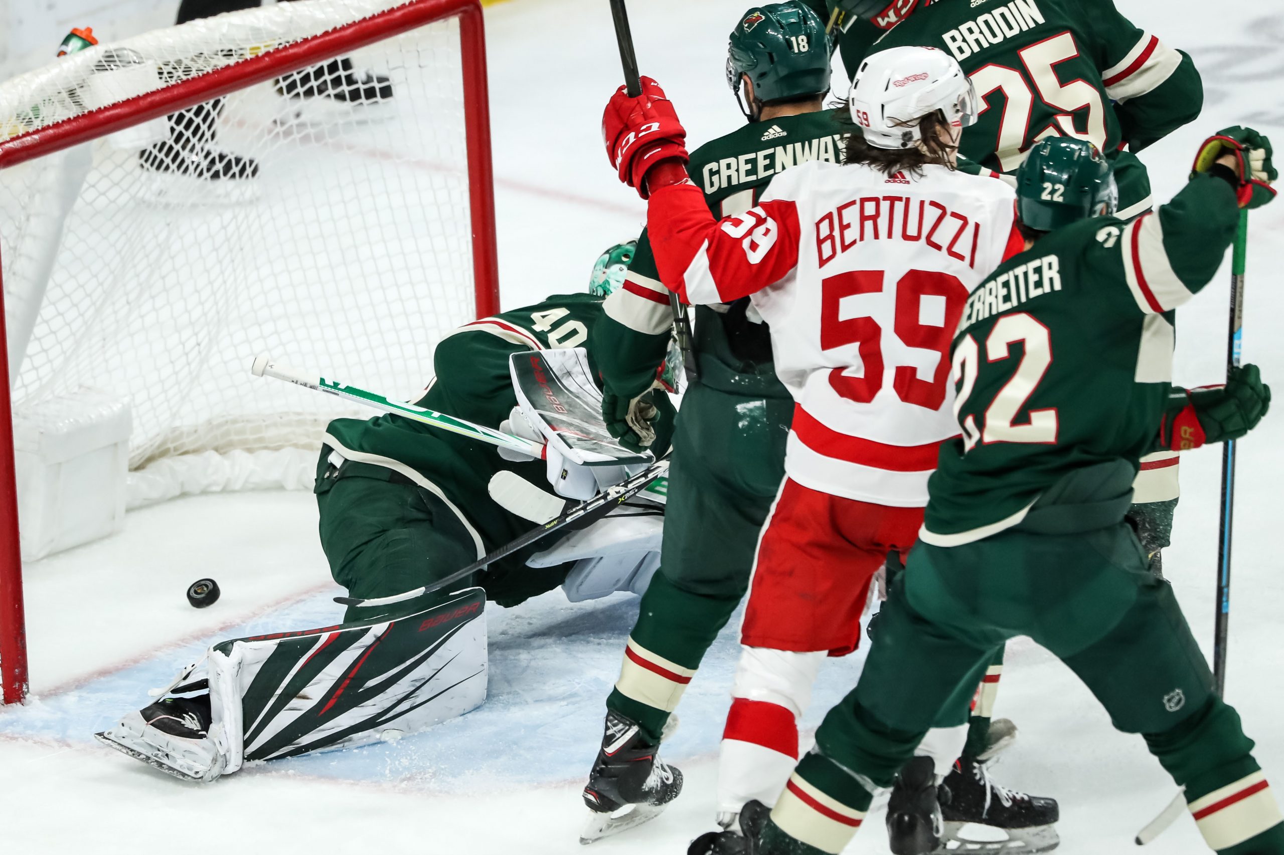 NHL: Detroit Red Wings at Minnesota Wild