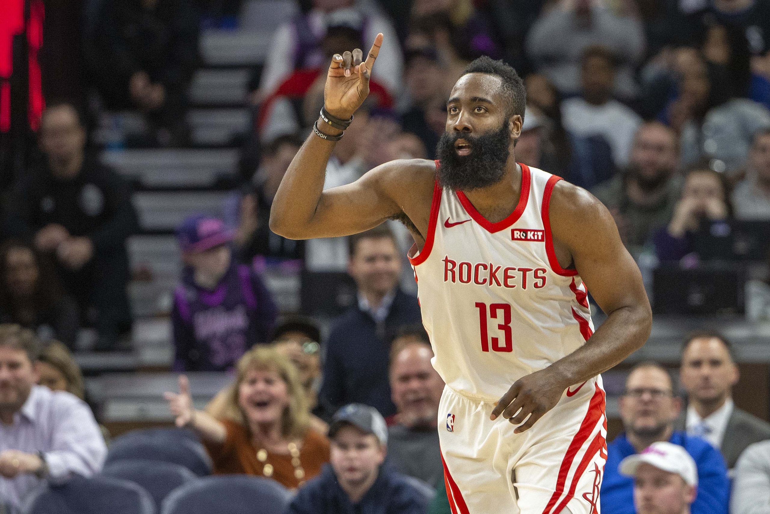 NBA: Houston Rockets at Minnesota Timberwolves