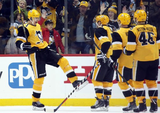 NHL: New York Rangers at Pittsburgh Penguins