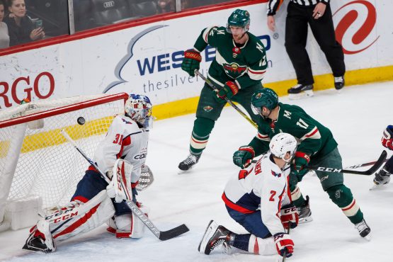 NHL: Washington Capitals at Minnesota Wild
