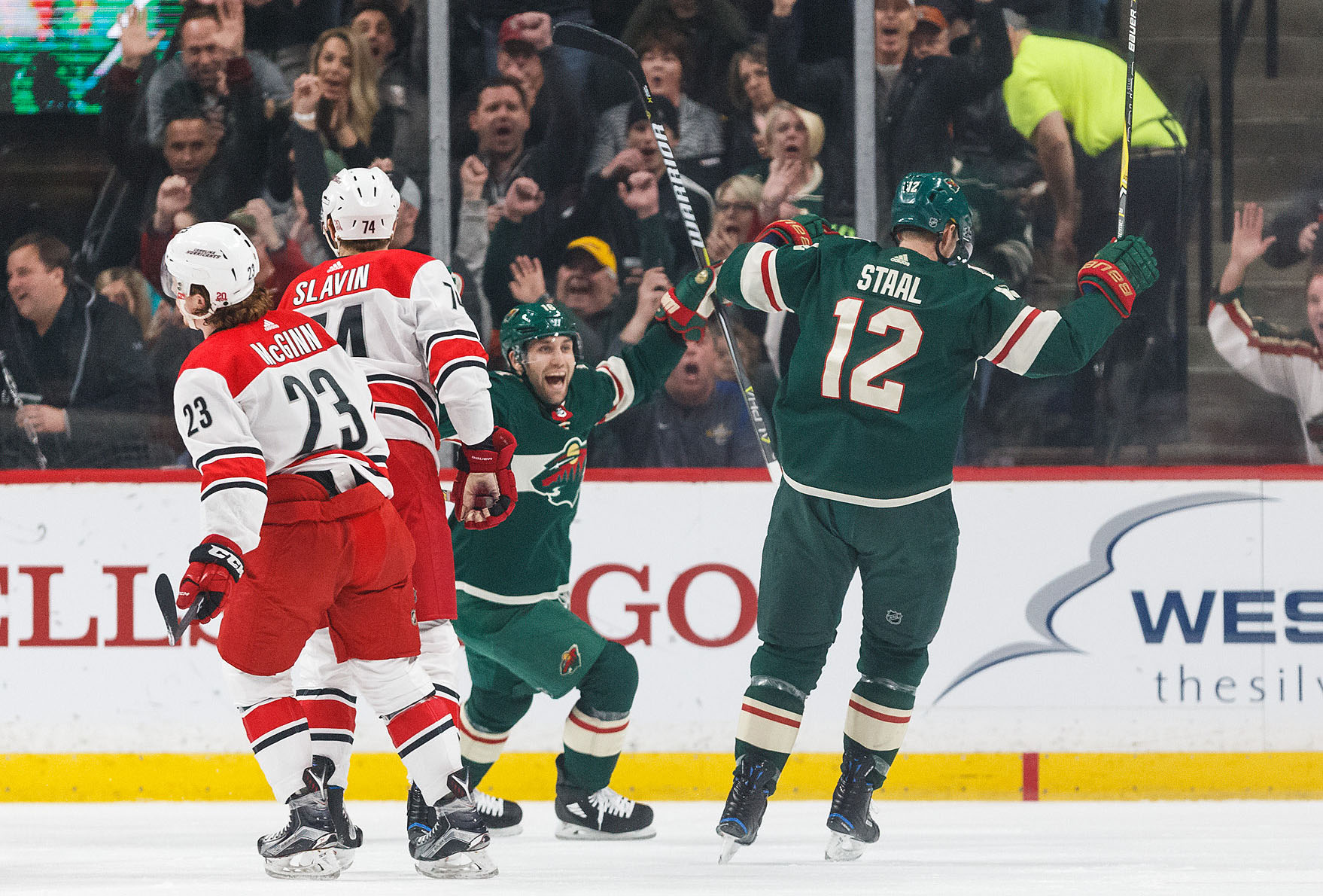 NHL: Carolina Hurricanes at Minnesota Wild