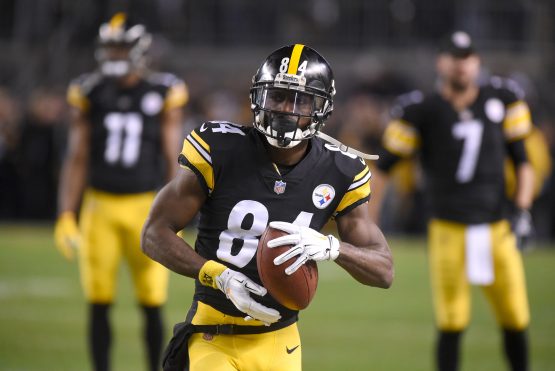NFL: Los Angeles Chargers at Pittsburgh Steelers