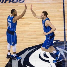 NBA: Phoenix Suns at Dallas Mavericks