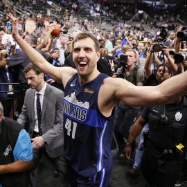 NBA: Dallas Mavericks at San Antonio Spurs