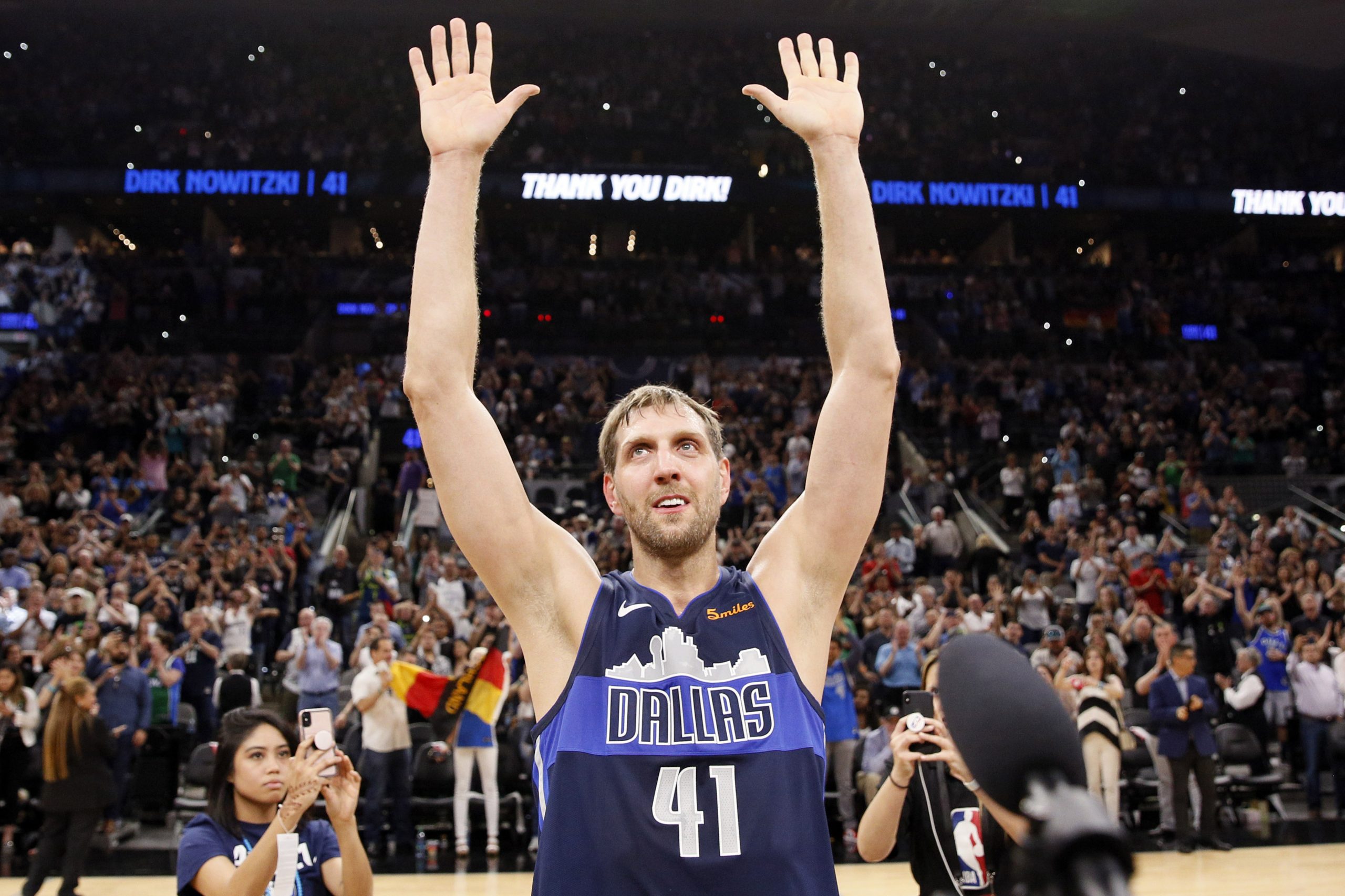 NBA: Dallas Mavericks at San Antonio Spurs