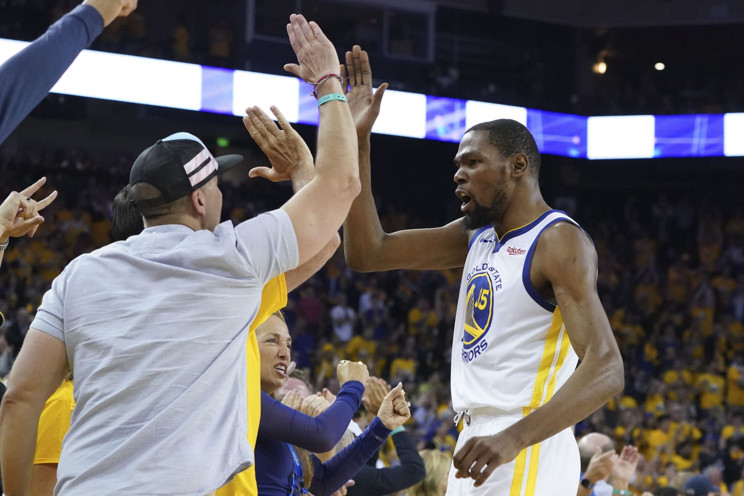 NBA: Playoffs-Houston Rockets at Golden State Warriors