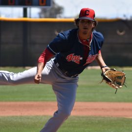Carlos Vargas15