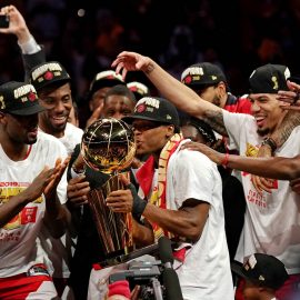 kyle lowry nba trophy