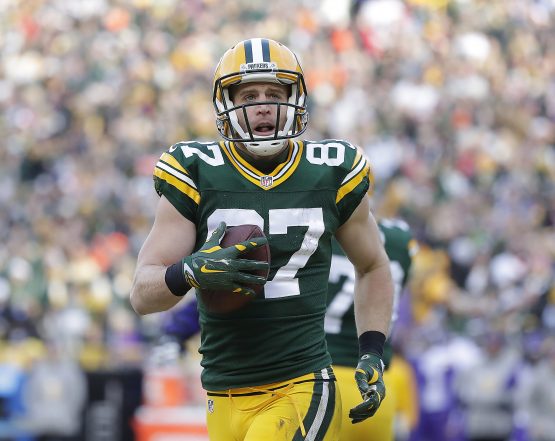 NFL: Minnesota Vikings at Green Bay Packers