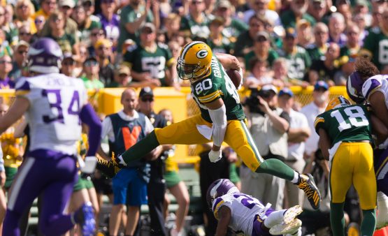 NFL: Minnesota Vikings at Green Bay Packers