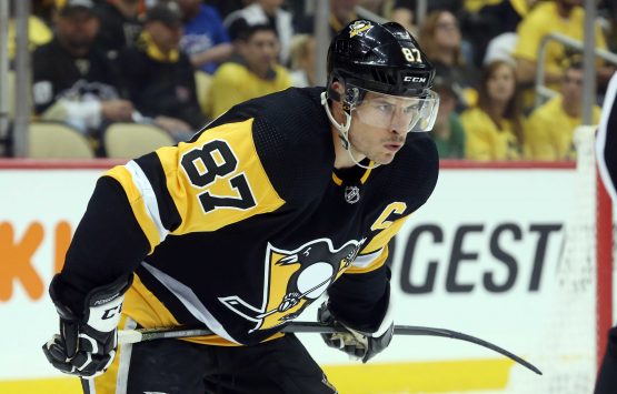 NHL: Stanley Cup Playoffs-New York Islanders at Pittsburgh Penguins